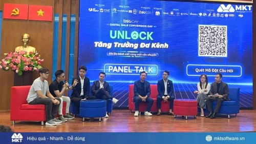 Chuyên gia Đặng Mạnh Dũng chia sẻ bí quyết bán hàng đa kênh tại sự kiện DSC Day