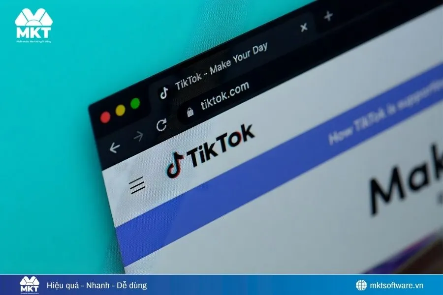 Kiểm duyệt và phân tích nội dung ban đầu