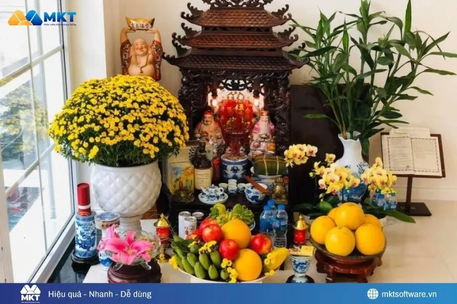 Bàn thờ Thổ Địa – Thần Tài đặt tại vị trí hướng ra cửa chính