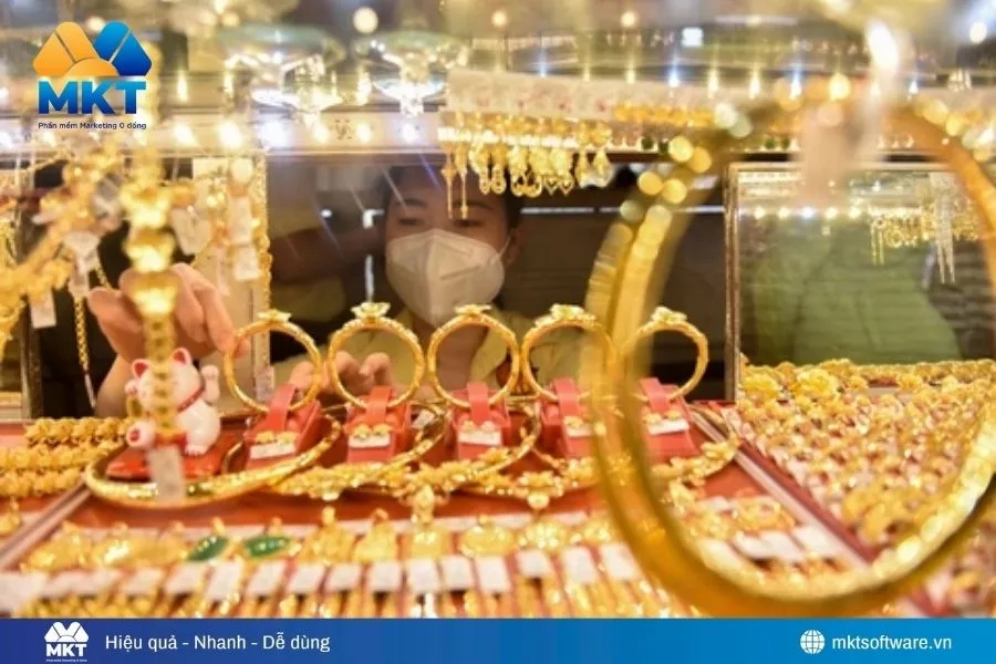 Mua vàng lấy vía đầu năm là thói quen tiêu dùng phổ biến.